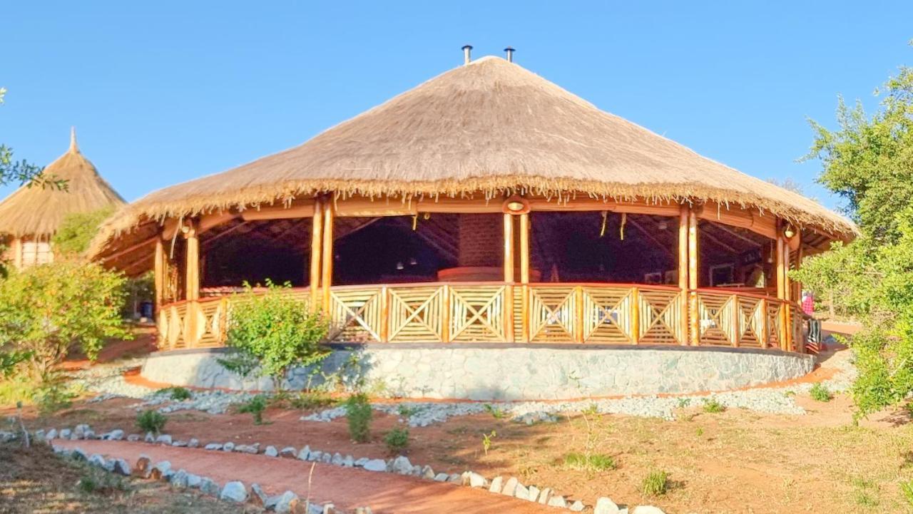 Africa Safari Maasai Boma Camping Hotel Serengeti Exterior photo