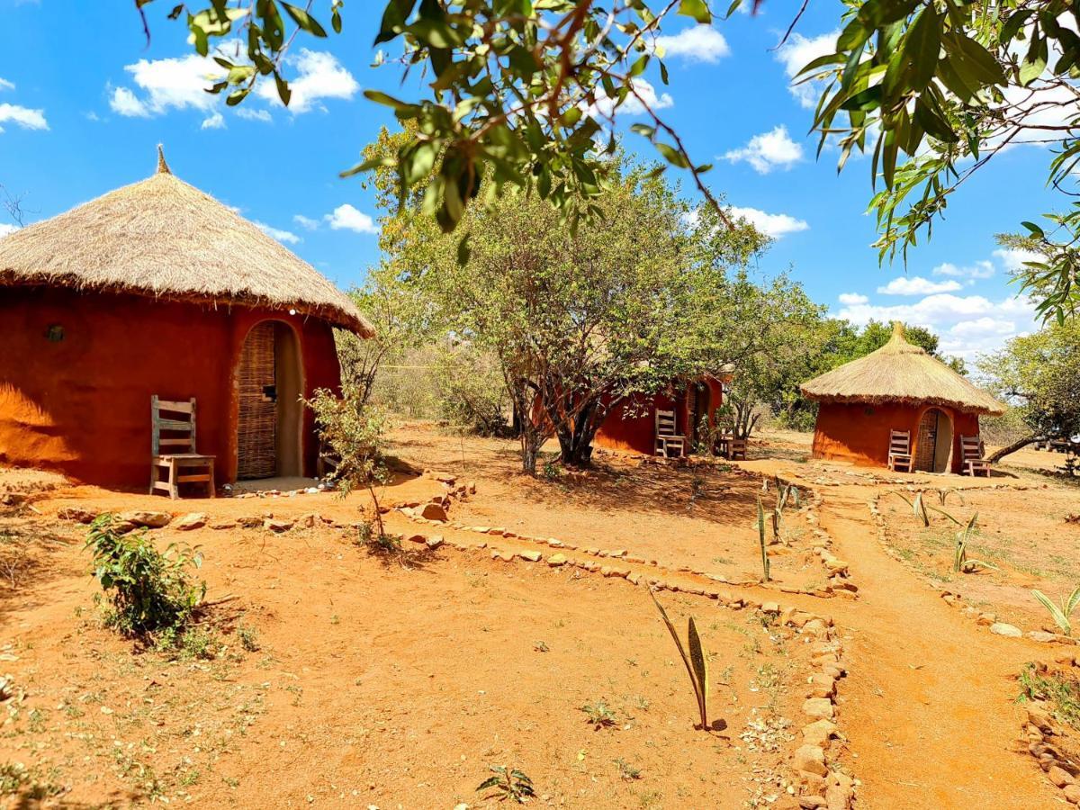 Africa Safari Maasai Boma Camping Hotel Serengeti Exterior photo